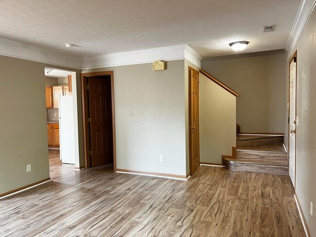 Foto del edificio - 6171 Womersley Dr
