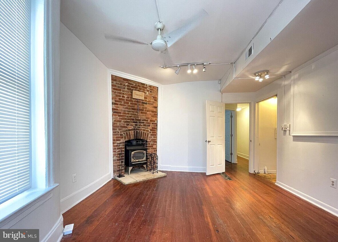 Primary Photo - 312 Florida Ave NW