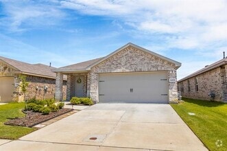 Building Photo - 1424 Tarzan Dr