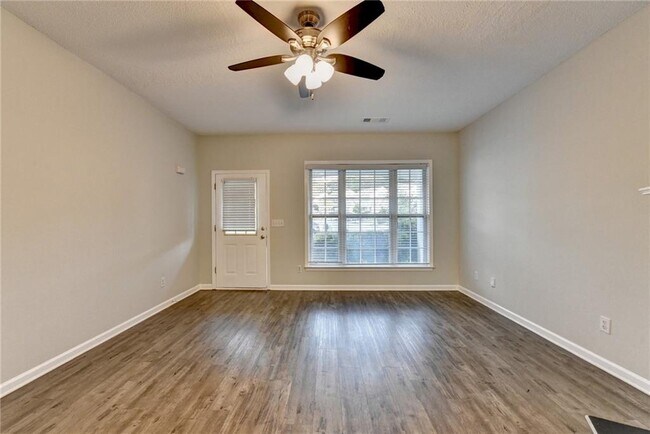 Foto del edificio - 3415 Oxwell Dr NW