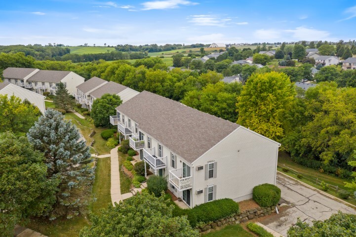 Property Aerial - 808 Blue Mounds St