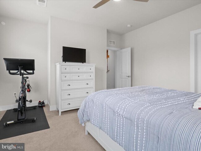 Building Photo - 17330 Turnstone Dr