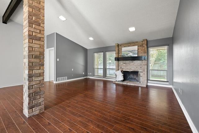 Foto del edificio - 5102 Overridge Dr