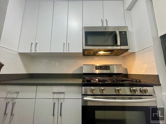 Foto del edificio - EAST 56 STREET