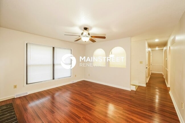 Foto del edificio - 3 Bedroom Pet-Friendly Home in Blue Spring...