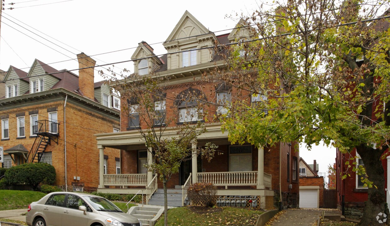 Foto del edificio - 235 S Fairmount St