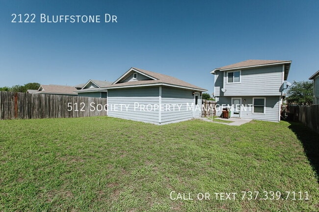 Building Photo - 2122 Bluffstone Dr