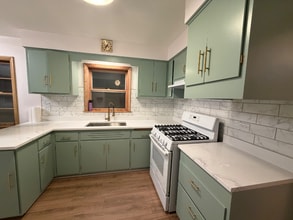 Building Photo - 2940 N Natoma Ave