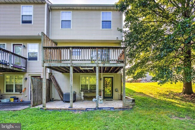 Foto del edificio - 213 Copperfield Ln