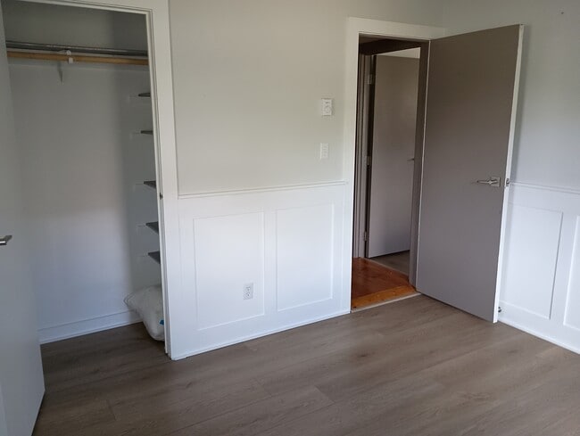 Building Photo - 73 Cooper Dr