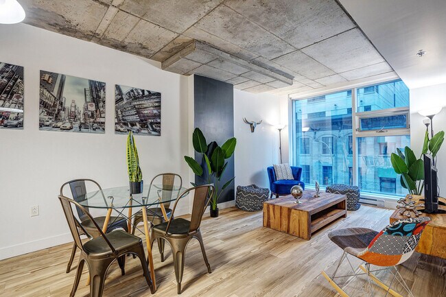 Photo du bâtiment - 1020 Rue de Bleury