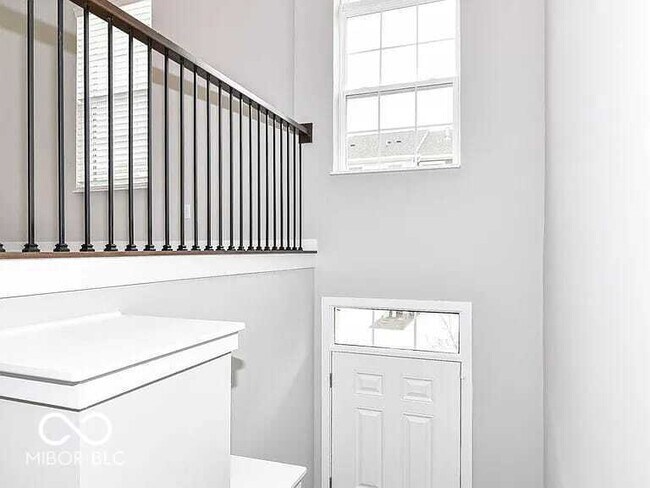 Foto del edificio - 6886 Sunstone Pl