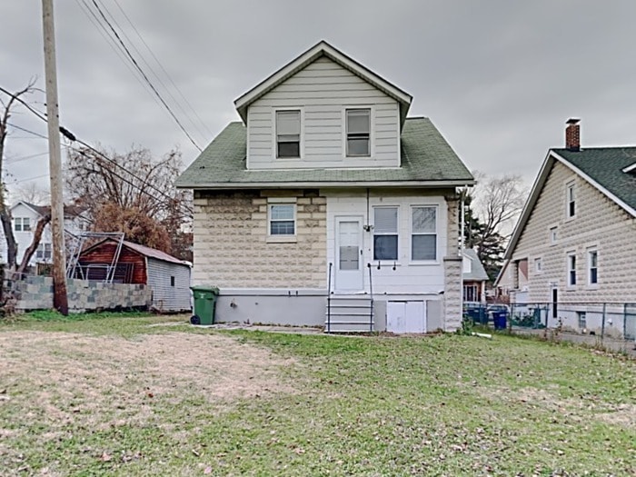 Building Photo - 5001 Eugene Ave