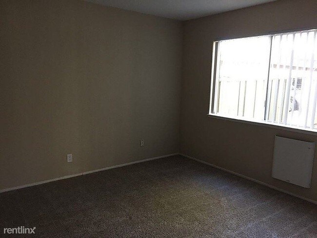 Building Photo - 1 br, 1 bath House - 1202 Henderson Avenue 02