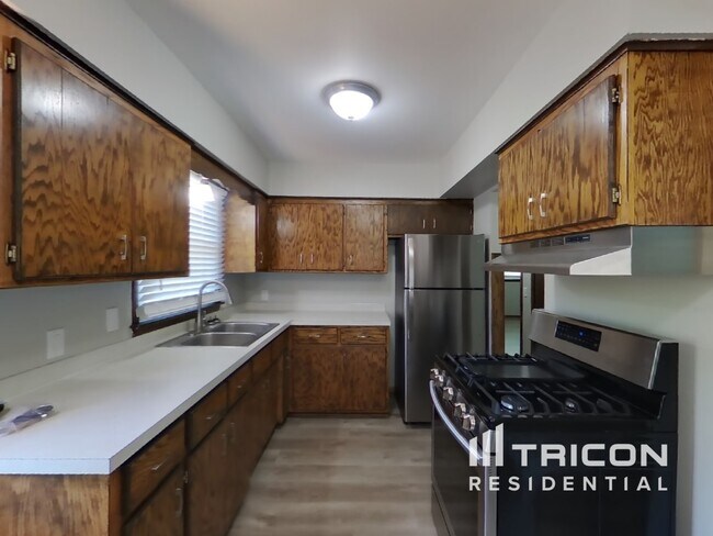 Foto del edificio - 847 Vernon Ave NW