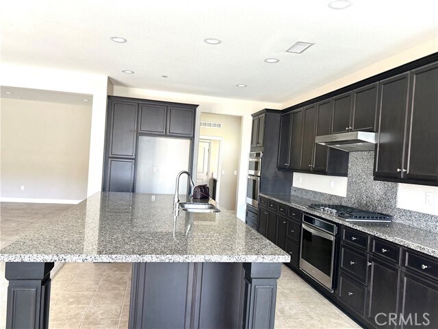 Foto del edificio - 45667 Bassett St