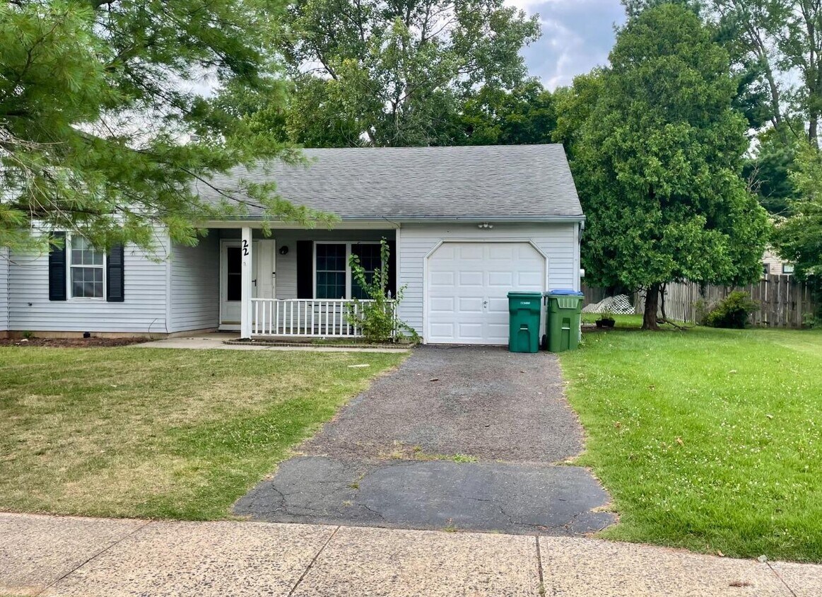Primary Photo - 22 Woodbury Rd
