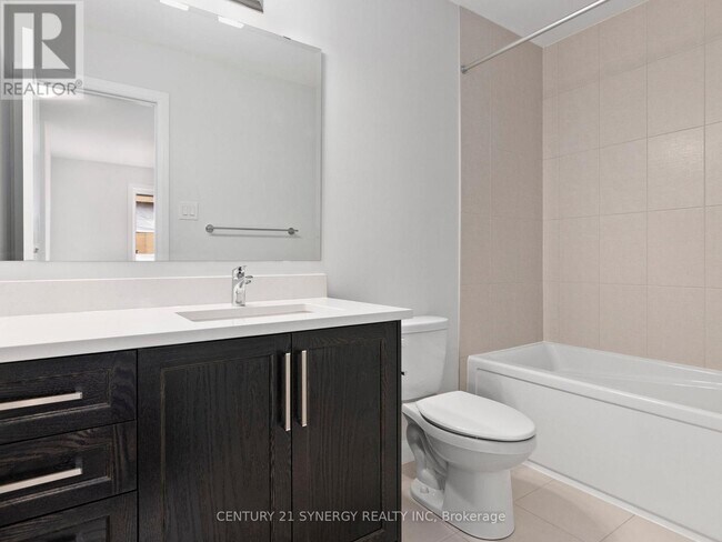 Building Photo - 933 Athenry Ct