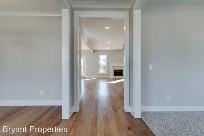 Foto del edificio - 4 br, 3 bath House - 238 Crooked Creek Lane