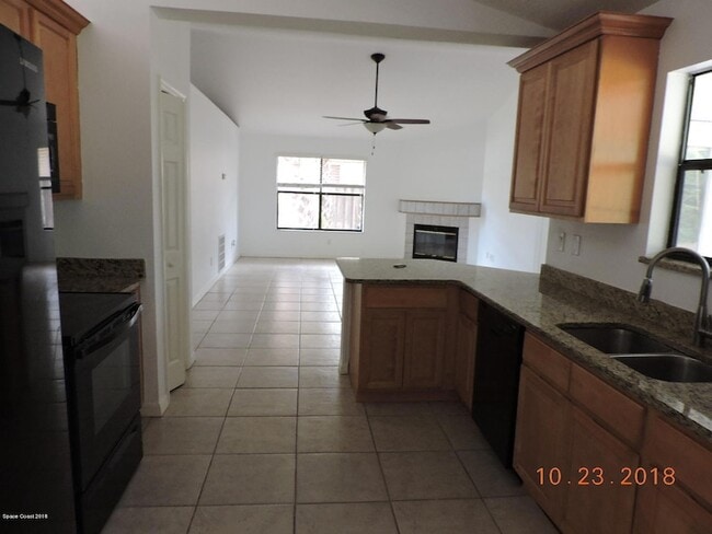 Building Photo - 2195 Ladner Rd NE