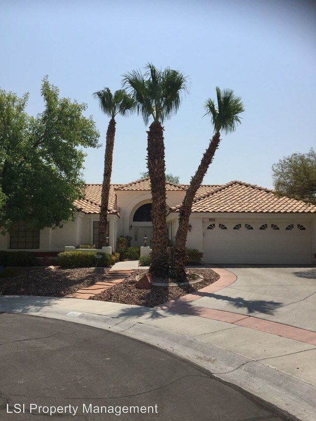 Building Photo - 4 br, 2.5 bath House - 2100 SNOWBIRD COURT