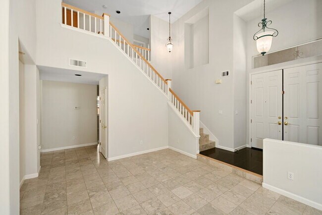 Building Photo - 393 Squirrel Ridge Way