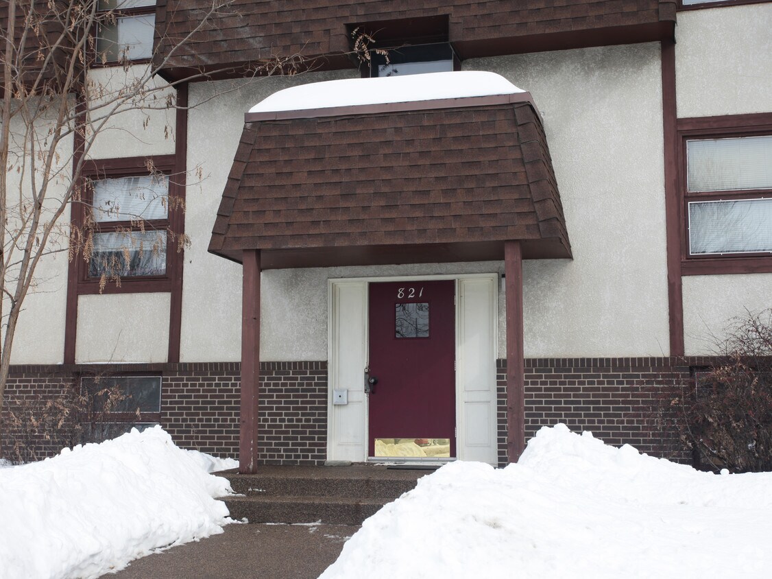Foto del edificio - 821 Marshall St NE