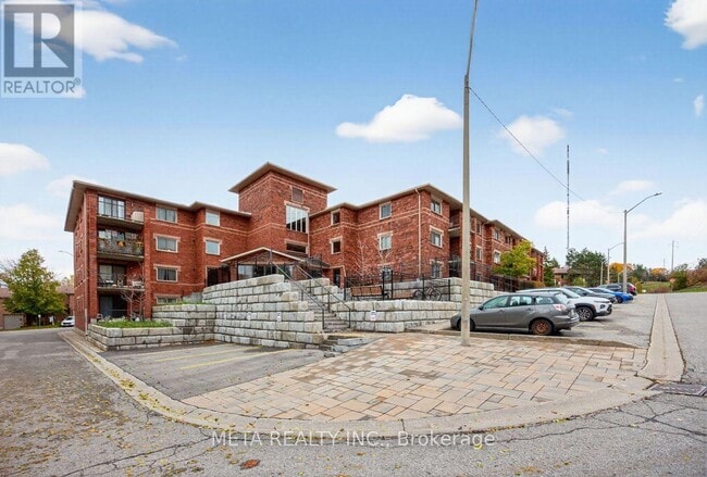 Building Photo - 1 Quail Crescent