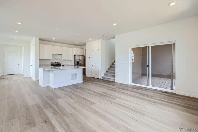 Building Photo - 8997 Egret Ln