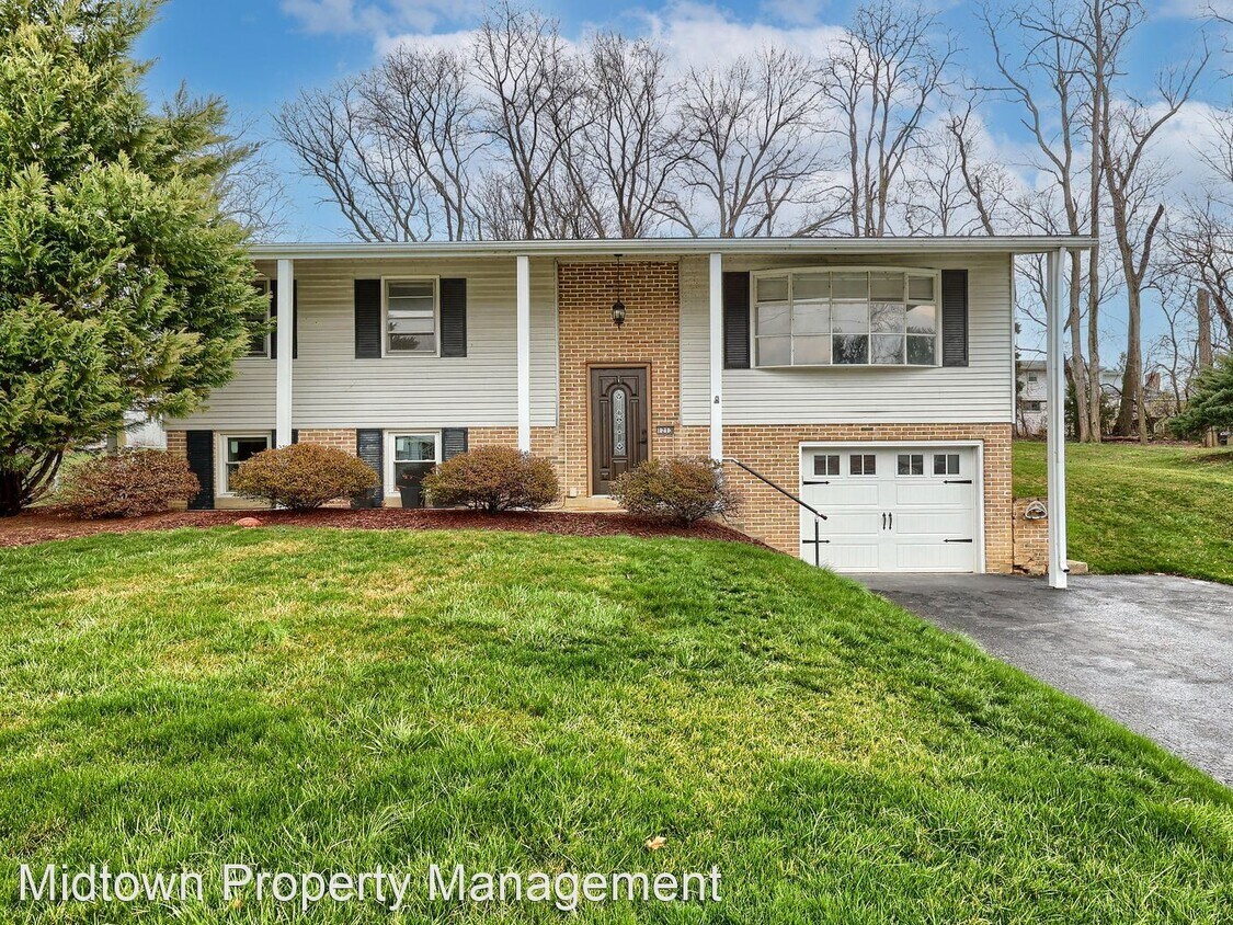 Foto principal - 3 br, 2 bath House - 1213 Mallard Rd