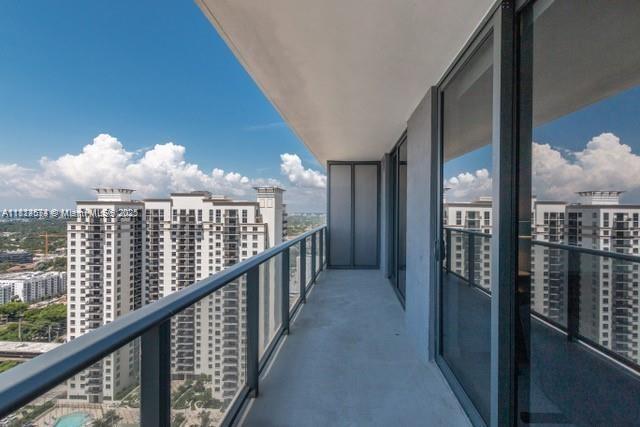 Foto del edificio - 45 SW 9th St