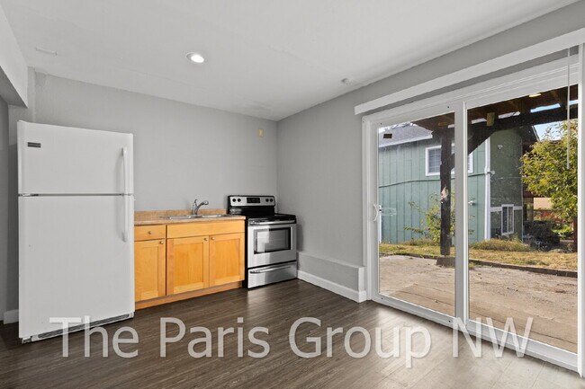 Foto del edificio - 1500 SW Myrtle St