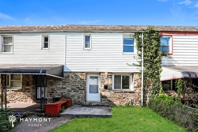 Building Photo - 4928 Edgemere Ave