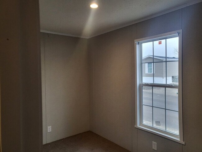 Foto del edificio - 68 Ash Ave