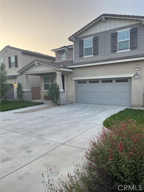 Foto del edificio - 3273 E Yosemite Dr