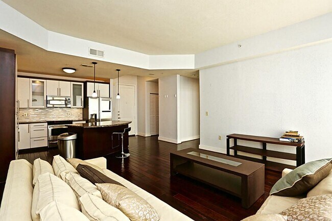 Foto del edificio - 3505 Sage Rd