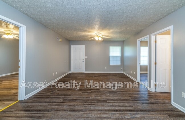 Foto del edificio - 152 Red Bud Ln