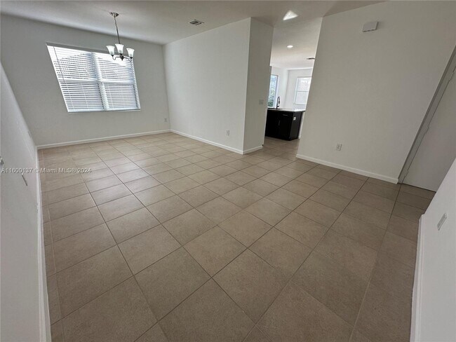 Foto del edificio - 10980 SW 225th Terrace