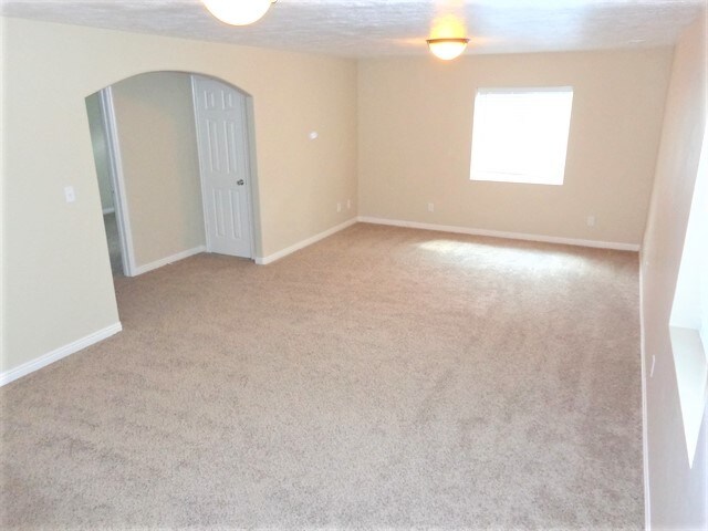 Building Photo - 1457 S 2250 E