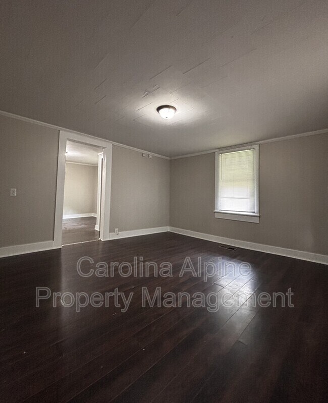 Foto del edificio - 145 Parrish St