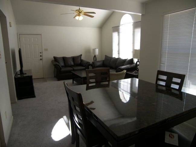 Dining Room - Fox Meadows