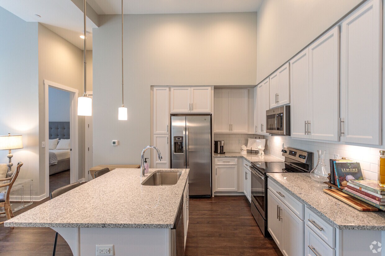 The Residences At Harpeth Square Apartments Franklin Tn Apartments Com