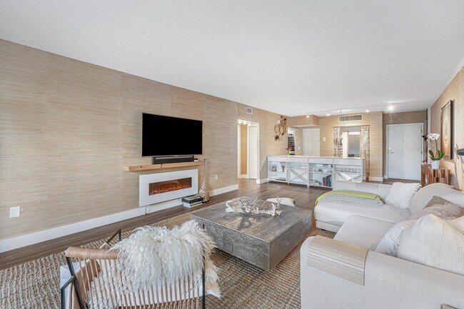 Foto del edificio - 3450 S Ocean Blvd