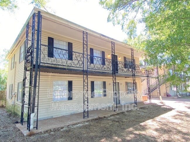 Building Photo - 1982 Goldbrier Ln