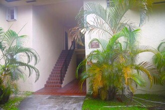 Building Photo - 13714 SW 90th Ave