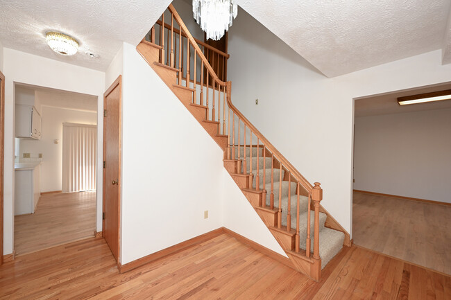 Building Photo - 4367 Bunker Ln