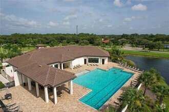 Building Photo - 14032 Oviedo Pl