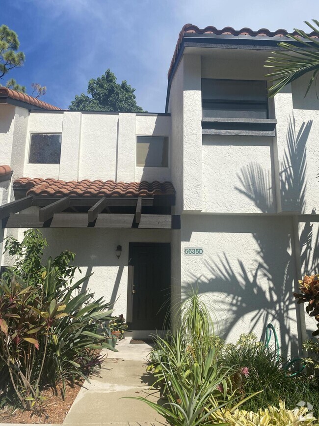 Wimbledon Villas of Via Verde Townhouses under $3,000 - Boca Raton, FL ...