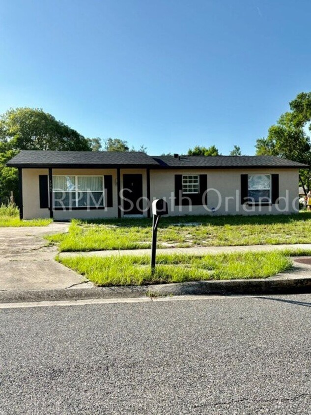 Photo - 1205 Baranova rd