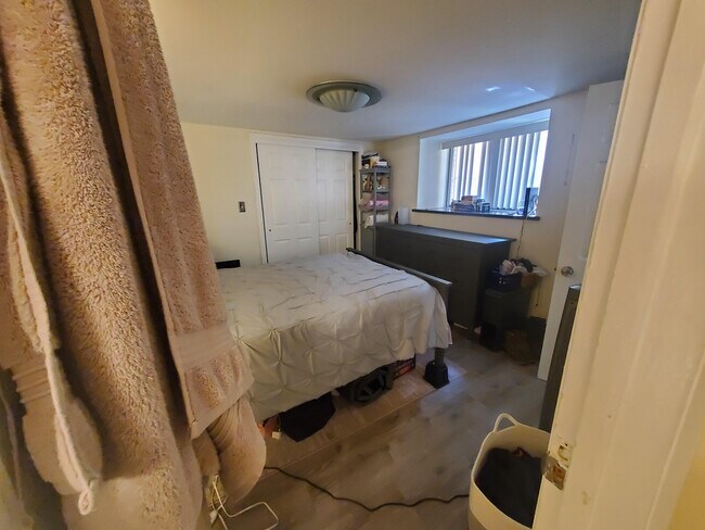 Bed Room - 110 Lanark Rd